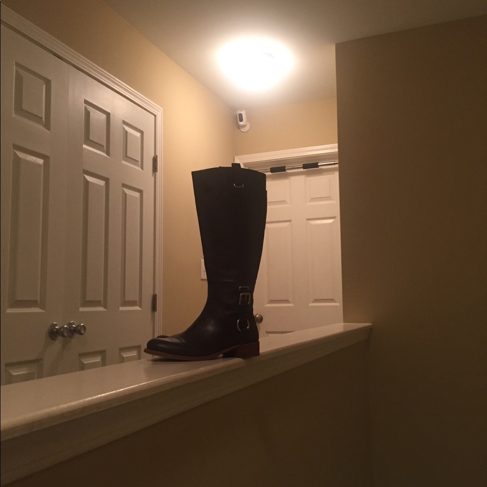 Banana Republic Brown Boots Sz 7 - Picture 3 of 3